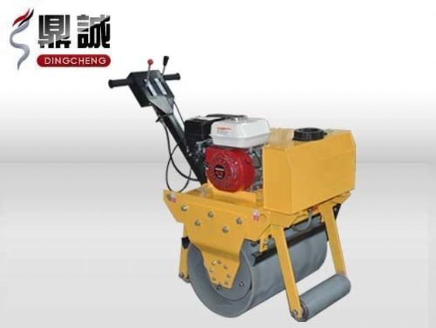 點擊查看詳細信息<br>標題：輕型手扶式單鋼輪壓路機 閱讀次數：12885