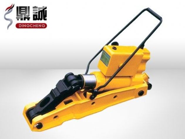 點(diǎn)擊查看詳細(xì)信息<br>標(biāo)題：液壓起撥道機(jī) 閱讀次數(shù)：4310