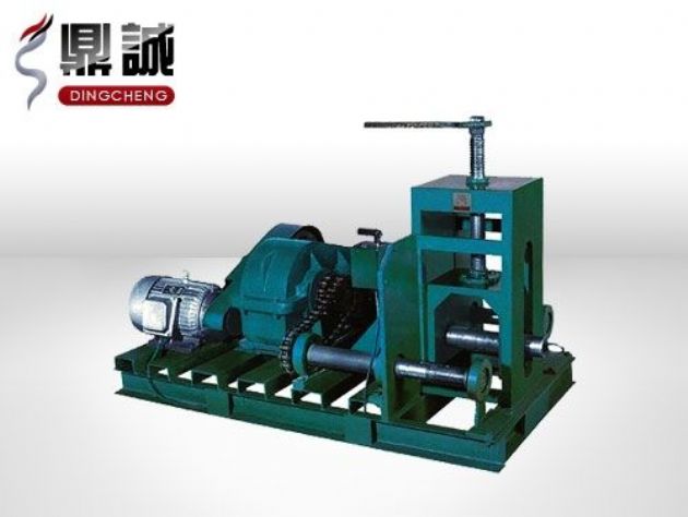 點擊查看詳細信息<br>標題：臥式多功能滾動彎管機 閱讀次數(shù)：4854