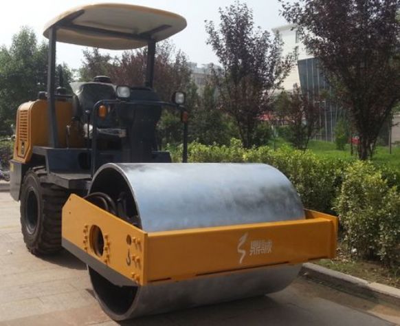 點擊查看詳細信息<br>標題：3.5噸單鋼輪座駕壓路機 閱讀次數：13831
